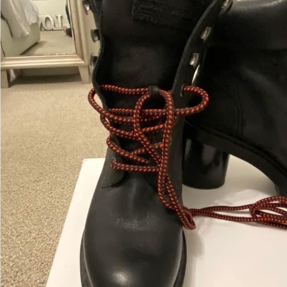 Brand new in box Marc Jacobs Crosby Boots - Picture 5 of 6